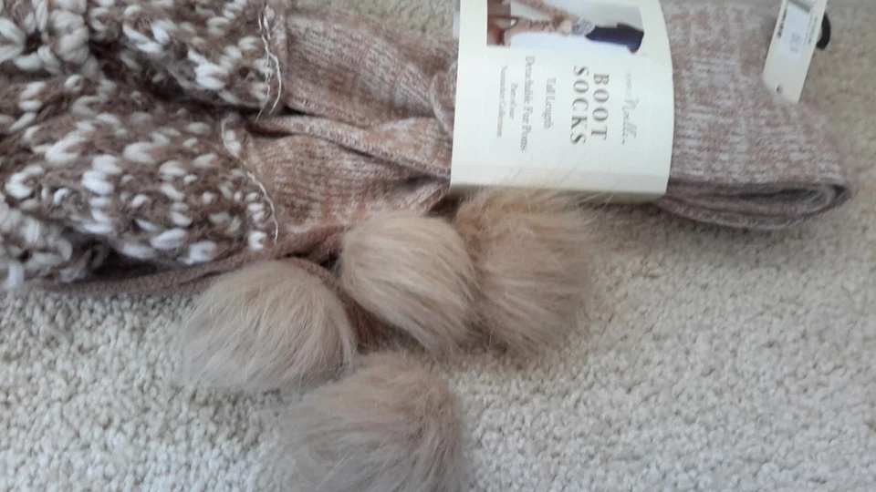 Simply Noelle Boot Socks Detachable Fur Poms Tall Length Nuntucker Collection NW - Image 2 of 4