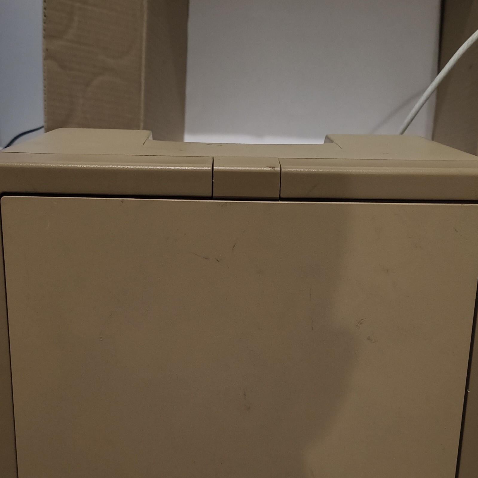 SIP ADF 258 computer/terminale PC vintage beige con monitor CRT e tastiera foto 3