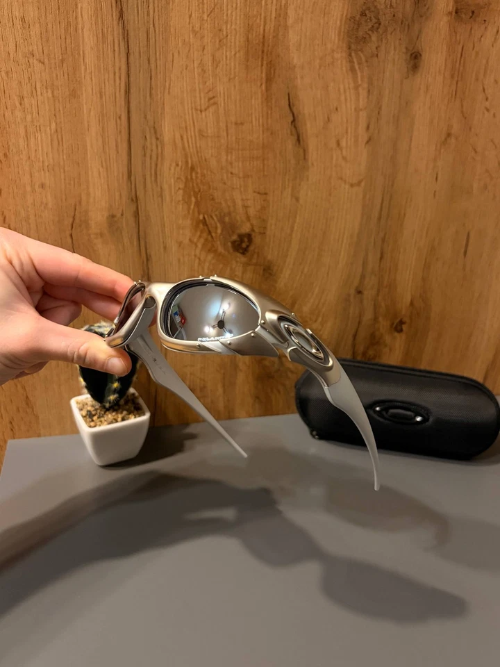 Vintage 90s Oakley Plate Silver Glasses Outdoor Polarized Y2K GorpCore - image 2 of 4