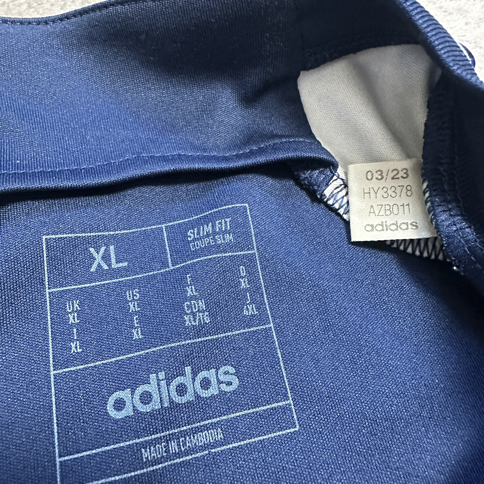 Original Leeds United Football Shirt Mens Extra Large Adidas 2023/24 Away HY3378 thumbnail 3