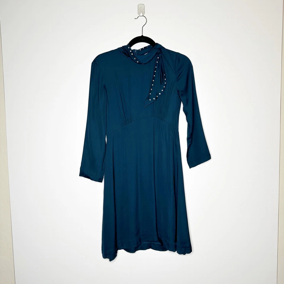 NUEVO Vestido Sandro Tachonado Cuello Lazo Mezcla Seda Para Mujer Verde azulado Talla 38 Foto 2 de 4