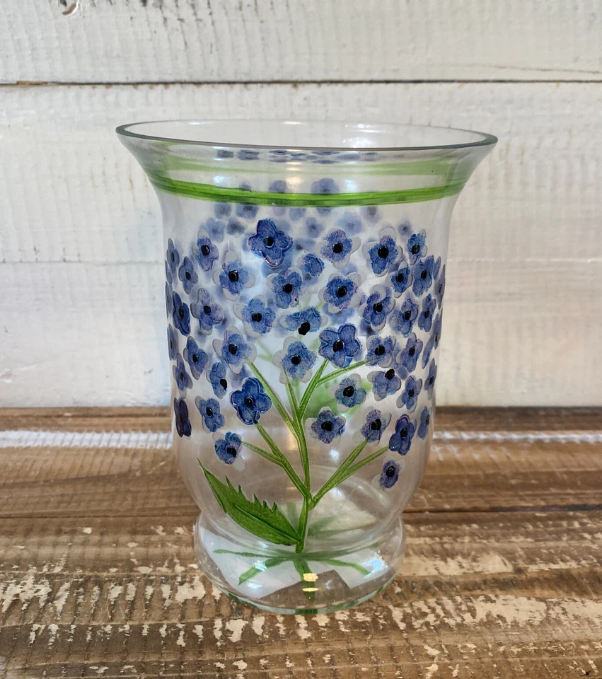 NIB Fifth Avenue Crystal Blown Glass Floral Hydrangea Mini Hurricane Lamp Candle - Image 4 of 4