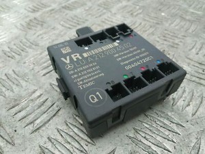 MERCEDES-BENZ E W212 2010 Vorne Rechts Türsteuergerät A2129004502 Rhd