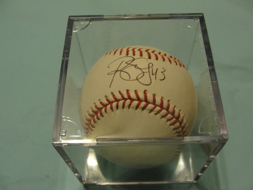 Ryan Shealy Autographed Rawlings MLB OML Baseball Royals MLB Authenticed w/ case - Foto 4 di 4