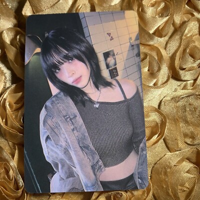 Ryujin ITZY UNTOUCHABLE Edition Celeb K-POP Girl Photo Card Chill