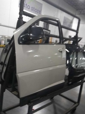 2007 Buick Rendezvous Front Left Door White 4DR SUV OEM Used Part 400931