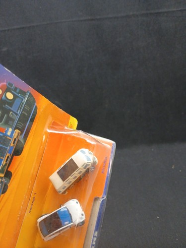 GALOOB 1997 MICRO MACHINES #5 Volkswagens #75030 Ghia, Cabriolet, Beetle, Bus + - Picture 6 of 11
