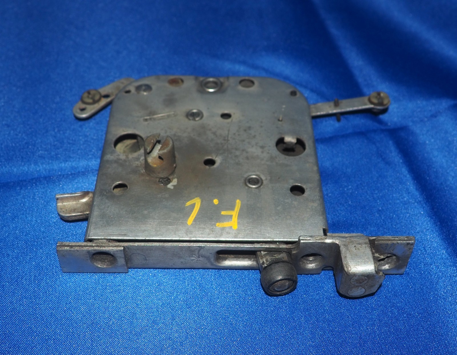 1965-1980 Rolls Royce Silver Shadow Front Left Door Lock Actuator  Mechanism