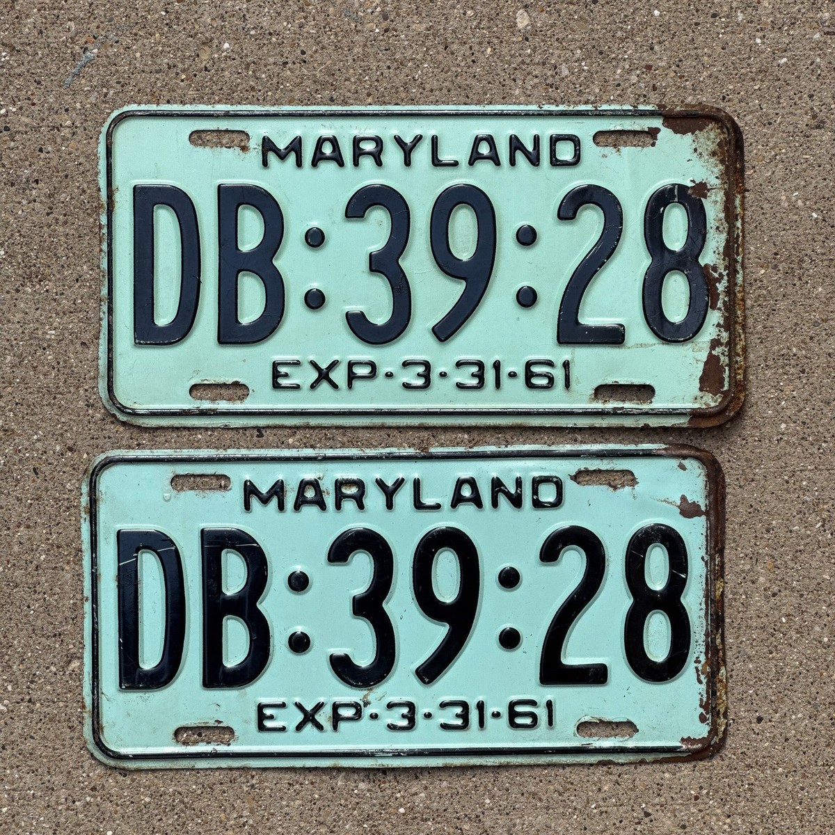 1961 Maryland License Plate Pair Auto Tag Garage Decor Vintage DB