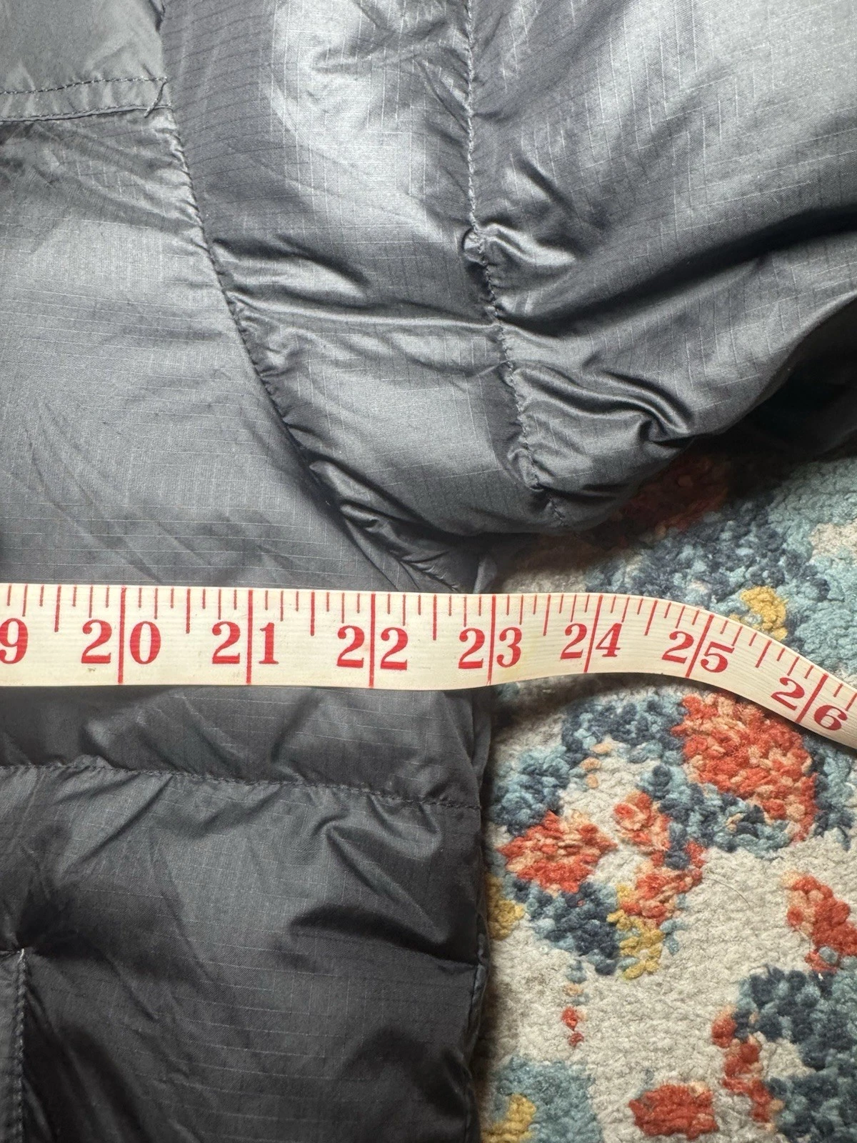 North Face 700 Puffer Jacket Size Medium Mens, Black, Highly Sought After image 6