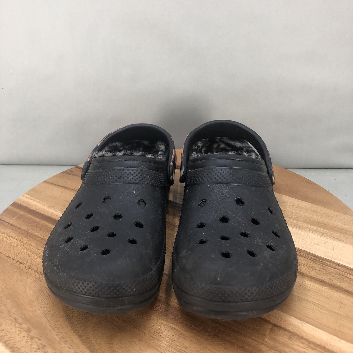 Crocs Classic Fuzz Lined Clog Shoes Mens Size 11 Leopard Strap