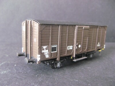 496258_3