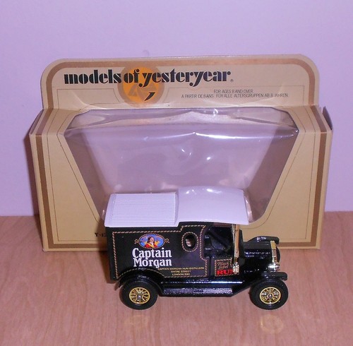 Matchbox MODELS OF YESTERYEAR Y12-3.M4 1912 FORD MODEL T VAN "CAPTAIN MORGAN" - Picture 2 of 11