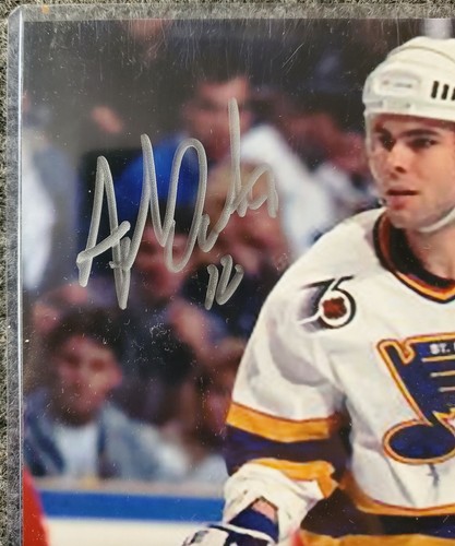 ADAM OATES AUTOGRAPHED SIGNED ST. LOUIS BLUES 8x10 PHOTO JSA COA - Picture 2 of 3