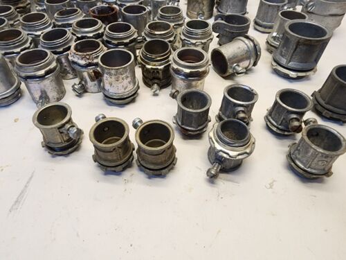 Lot 69 assorted sizes Conduit Connector coupling Set-Screw Style 1/2", 3/4", 1" - Picture 3 of 13
