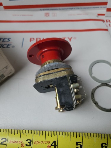 Allen Bradley 800T-D6JA Jumbo Mushroom head push button Ser T Red NEW, S2 - Picture 6 of 24