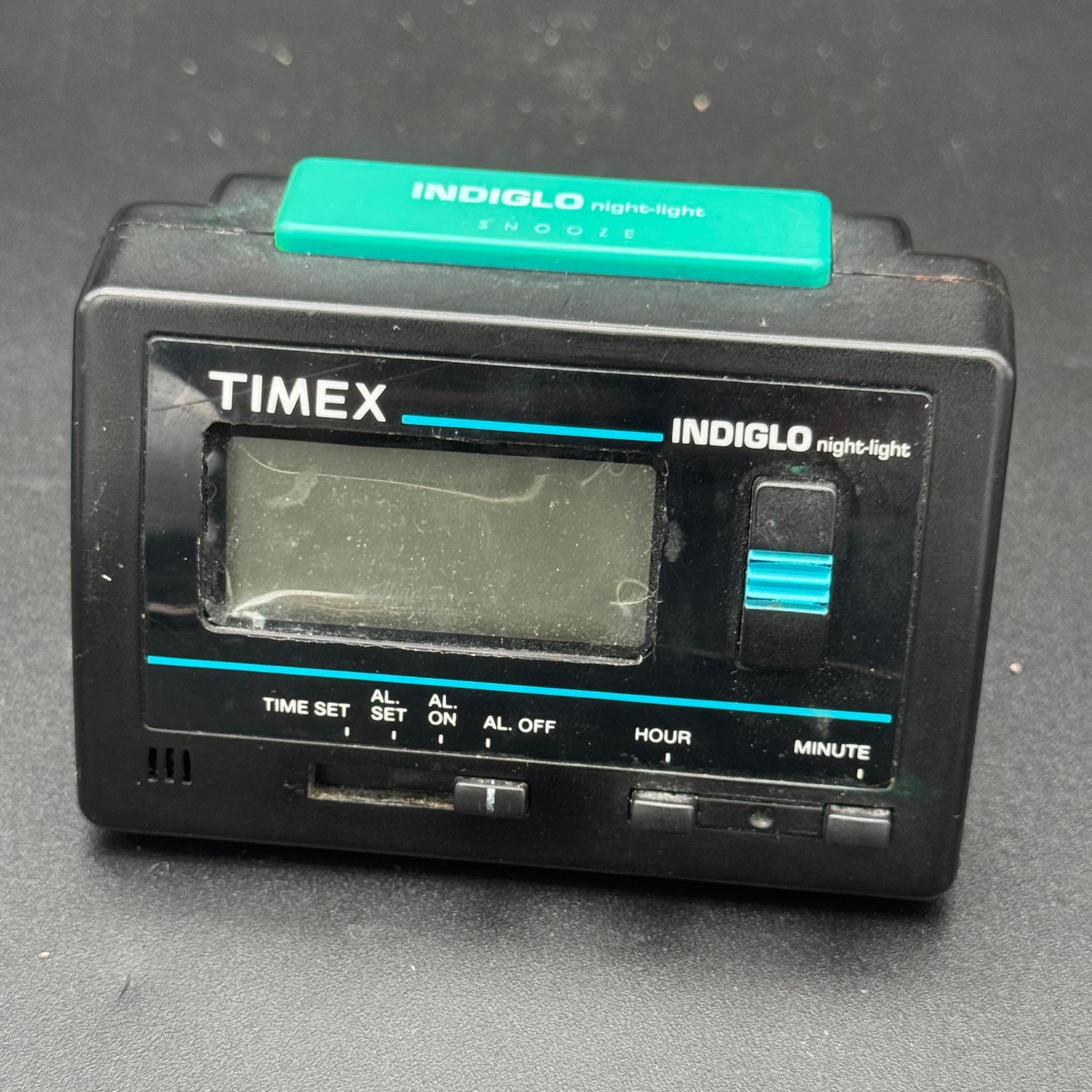 TIMEX INDIGLO Night Light Snooze Digital Alarm Clock Vintage photo TIMEX INDIGLO Night Light Snooze Digital Alarm Clock Vintage featured image