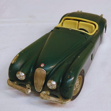 MODELLINO AUTO D'EPOCA JAGUAR XK120 CABRIO 1948 VERDE BURAGO 1:24 MADE IN ITALY