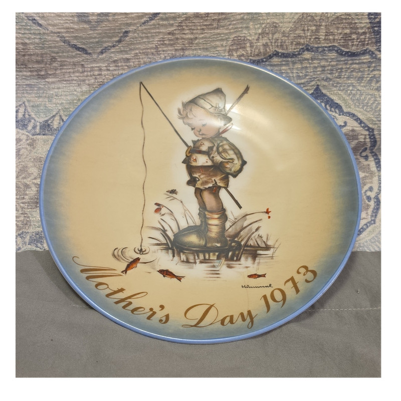 Schmid Hummel The Little Fisherman Mother's Day Plate Ltd 1973 West Germany