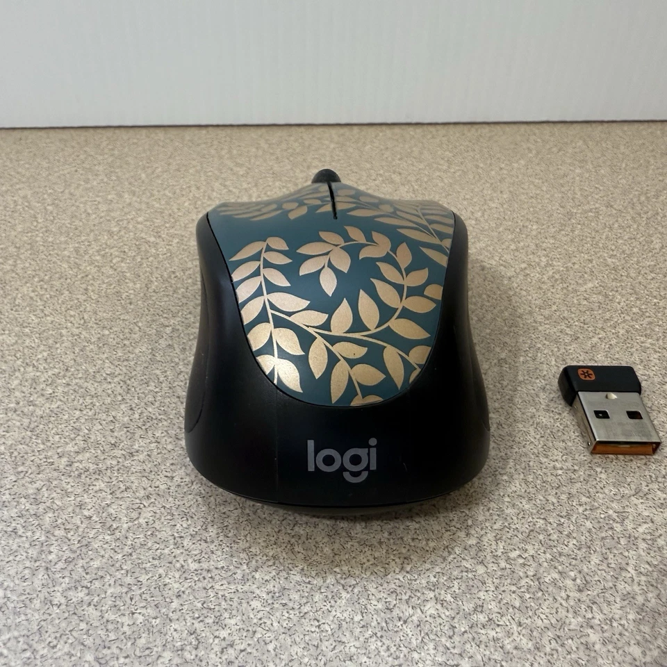 Logitech - Design Collection Limited Edition Wireless Compact Colorful Mouse - Image 2 of 4