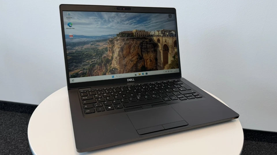 Dell Latitude 5401 · i7-9850H · 16GB · 512GB, Foto 1 von 5