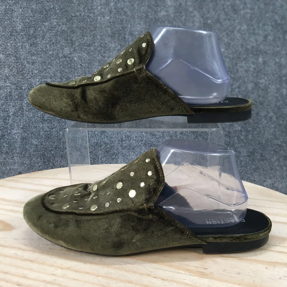 Sandalias Kenneth Cole Reaction para mujer 9,5 M Wyatt tachonadas mulas terciopelo verde Foto 2 de 4