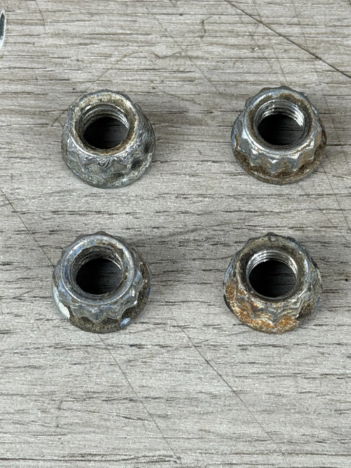 Pernos de sujeción de carburador OEM 79-85 Ford Mustang Pinto 2.3 2300 Foto 3 de 4