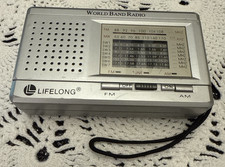 World Band Radio Lifelong AM FM Compact Pocket Size Vintage Works