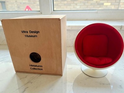 Vitra Design Museum Miniatures Ball Chair Eero Aarnio, 1965 rare USED JP