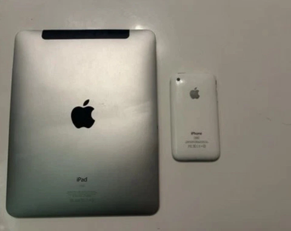iPad 1 A1337 16Gb WIFI + IPad A1394 + Apple iPhone 3gs - 16GB - ) A1303 - Bild 2 von 4