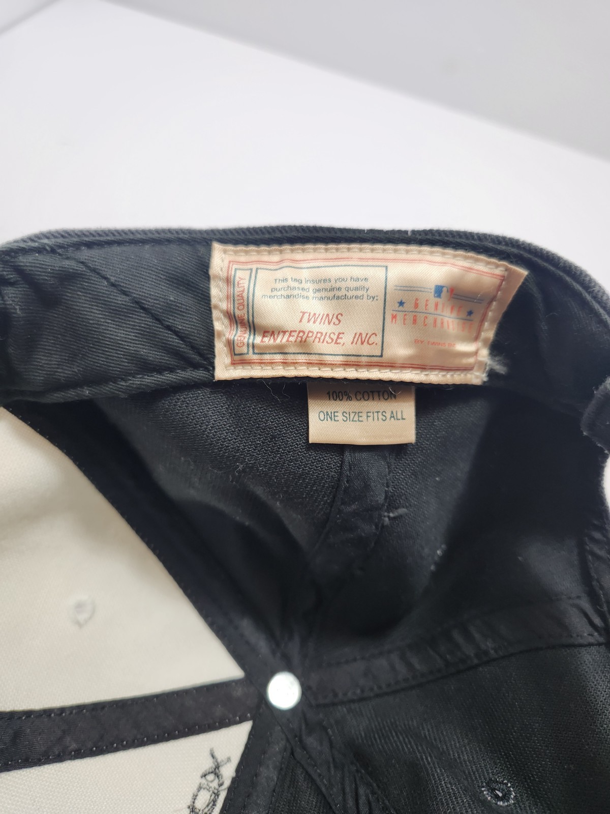 Chicago White Sox Strapback Adjustable Baseball C… - image 9