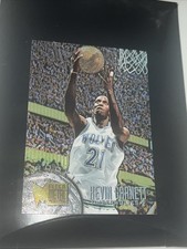 Kevin Garnett Fleer Metal-Rookie Card 1995-1996. rookie card picture