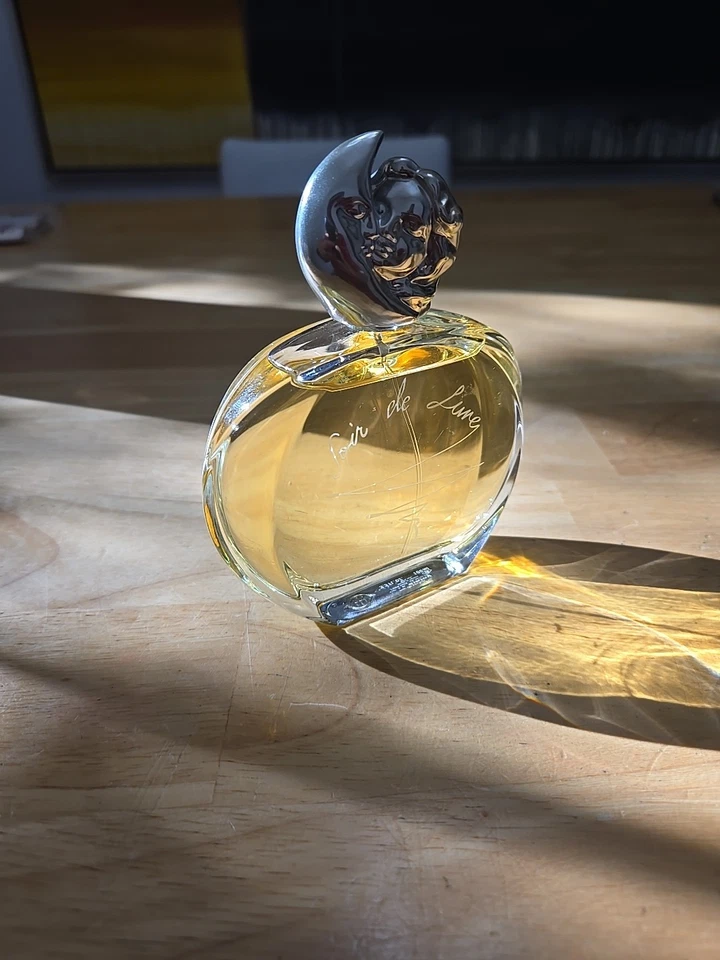 Soir de Lune Eau de Parfum Spray 3.3 Fl Oz/100ml con caja Foto 3 de 3