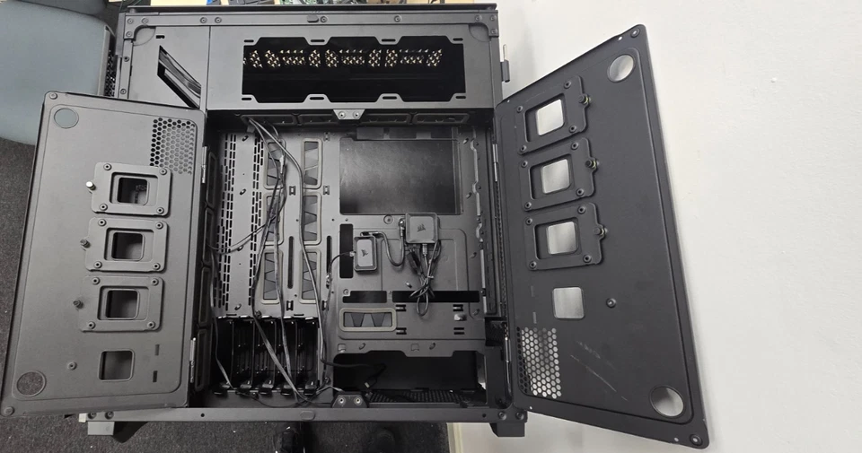 @USED/READ DESCR@ Corsair 9000D RGB AIRFLOW Full Tower Black MCO36 - Image 3 of 4