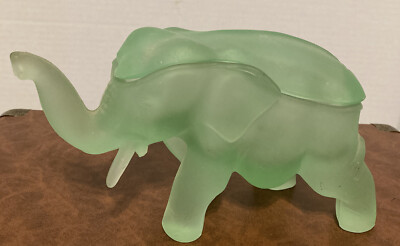 Tiara Indiana Frosted Satin Green Glass Elephant Candy Dish With