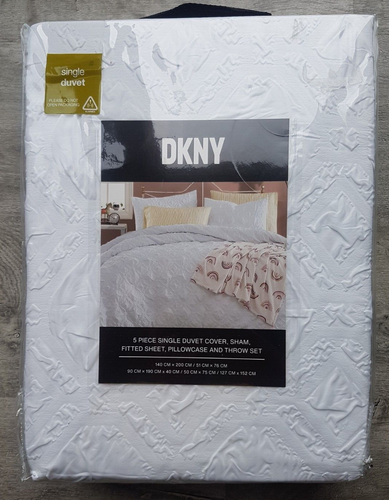DKNY 5 Piece Single Duvet Set - Picture 2 of 5