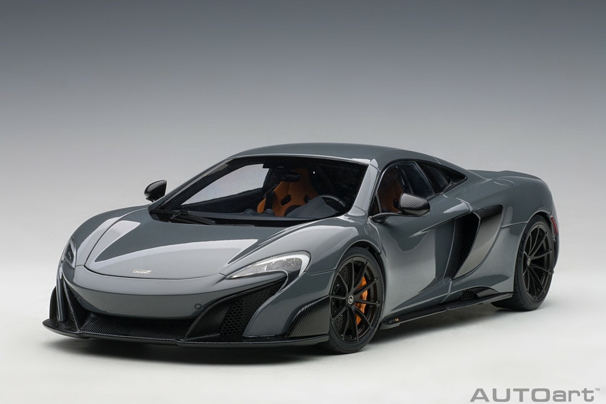 2016 McLAREN 675 LT CHICANE GRAY COMPOSITE 1:18 AUTOart 2016 McLAREN 675 LT CHICANE GRAY COMPOSITE 1:18 AUTOart