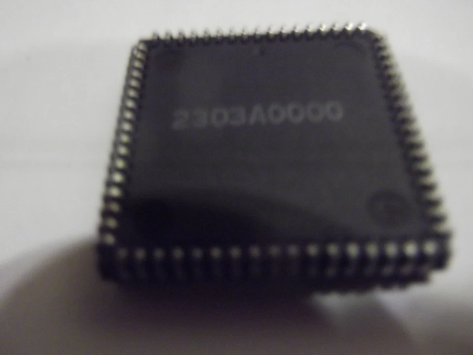 Chip VLSI-ARM  9132AV-191852 VY86C310-12QC - Bild 2 von 2