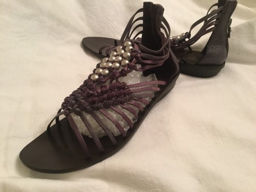 B. Makowsky Beaded Multi-Strap Thong Sandals 10 M