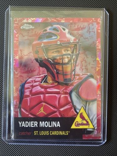 2022 Chrome Platinum - Yadier Molina #353 Fuchsia Atomic Refractor /100