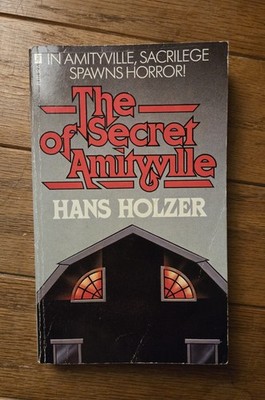 The Secret of Amityville - Hans Holzer - 1st Edition UK Paperback Book - Rare