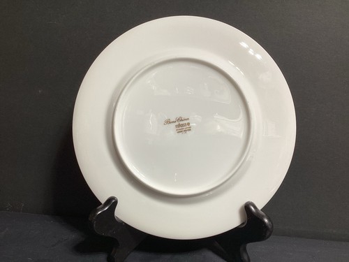 MIKASA MOUNT HOLYOKE Individual 7 1/2" Salad Plates Gold Trim (JM13-042025) - Picture 3 of 3