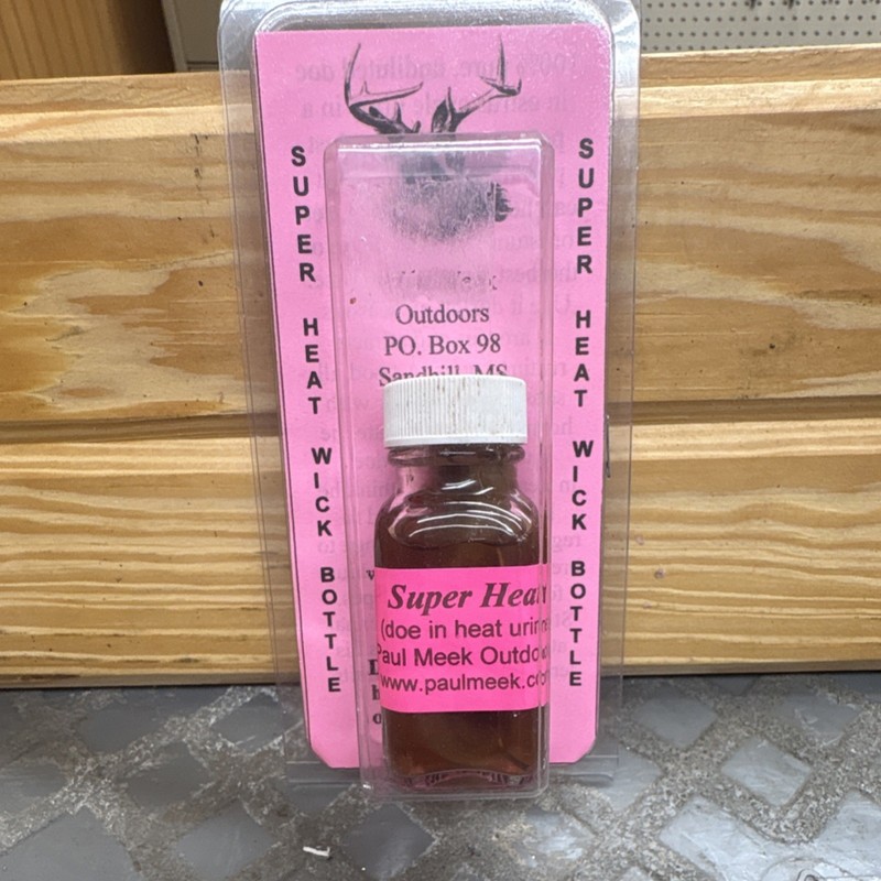 Paul Meek Outdoors Doe in Heat Deer Lure Attractant Brown Glass Liquid
