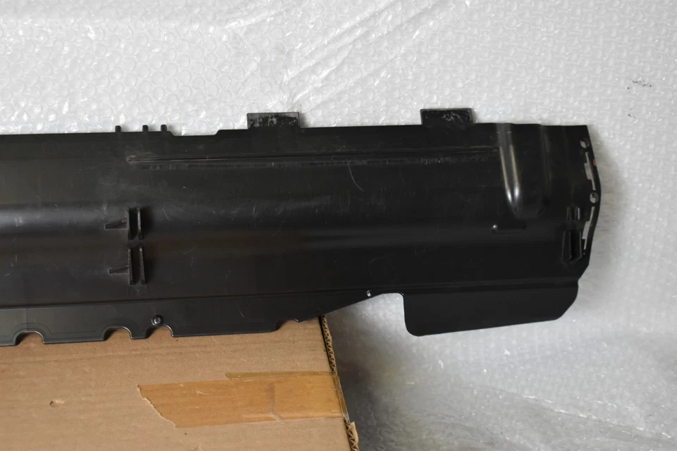 PORSCHE CAYENNE TURBO UPPER DEFLECTOR 2019-2023 OEM 9Y0121673A - Image 4 of 4