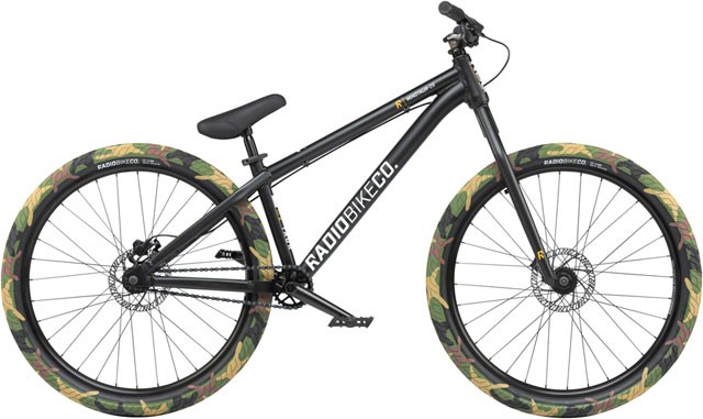 Radio Minotaur 26" Dirt Jump Bike - 22.6" TT, Matt Black
