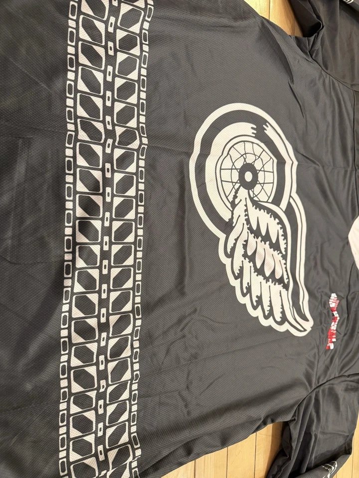 Detroit Red Wings Military Jersey - Military Appreciation Night 11/9/25 - XL SGA - Image 4 of 4