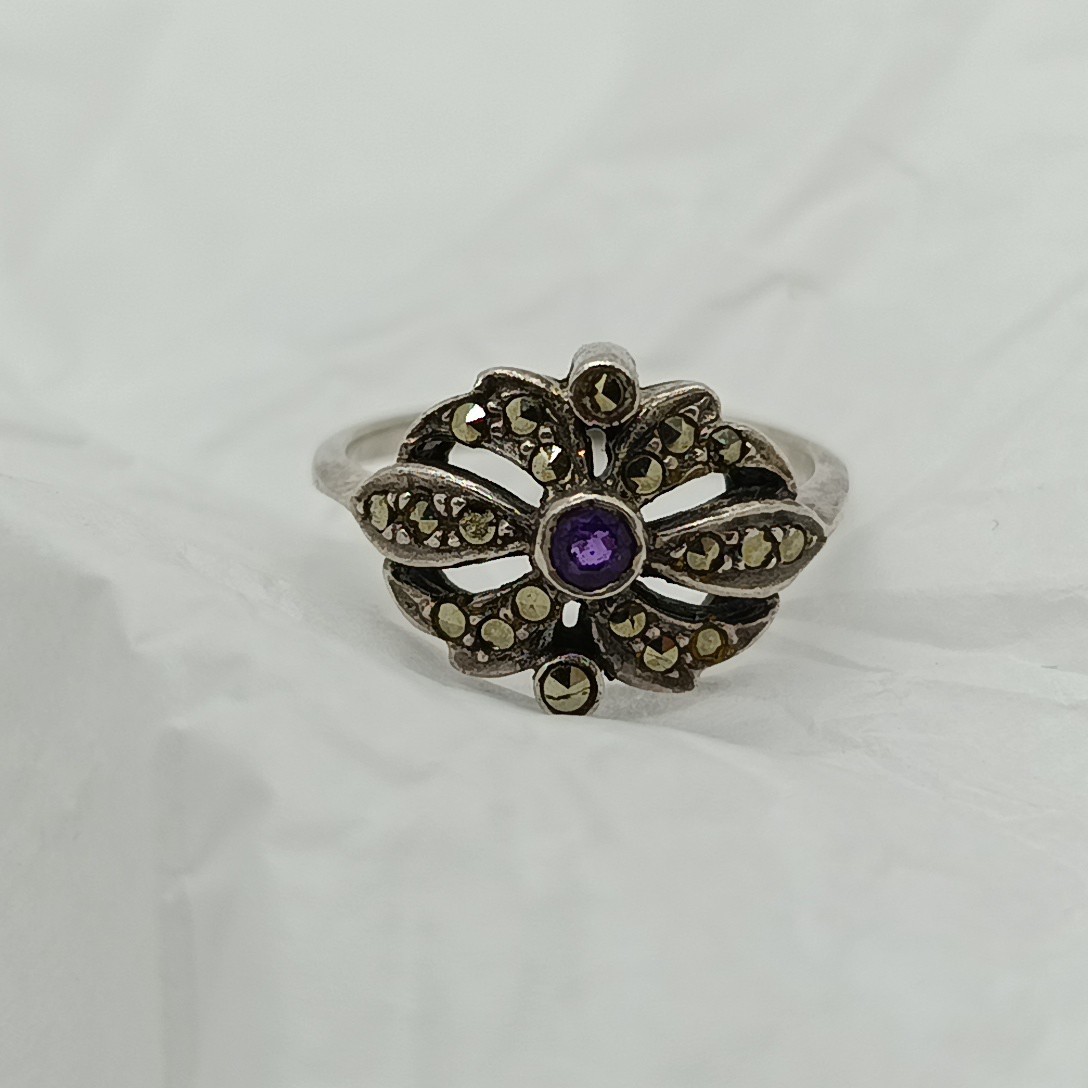 Gorgeous silver ring (tested), marrow strings & a… - image 10