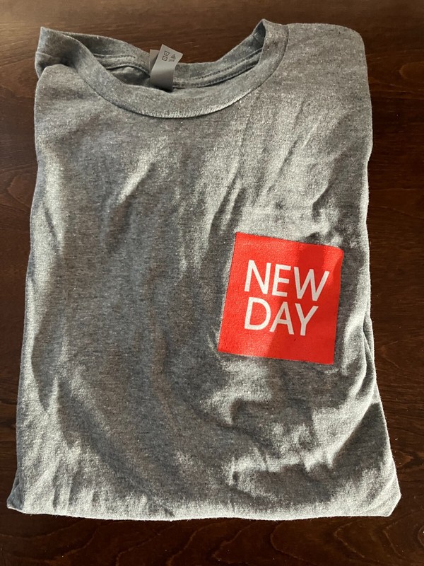 RARE CNN NEW DAY morning show T-Shirt XL Chris Cuomo Kate Bolduan.  Unworn