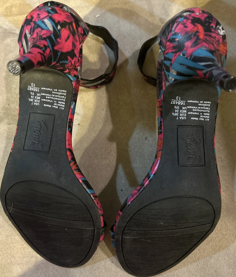 Fioni Tacones Mujer Negro Estampado Floral Correa al Tobillo Punta Abierta Sandalia Zapato TALLA 7 VENTA Foto 4 de 4