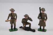 Vintage WWI Set of 4 Lead Toy US Army Soldiers Set